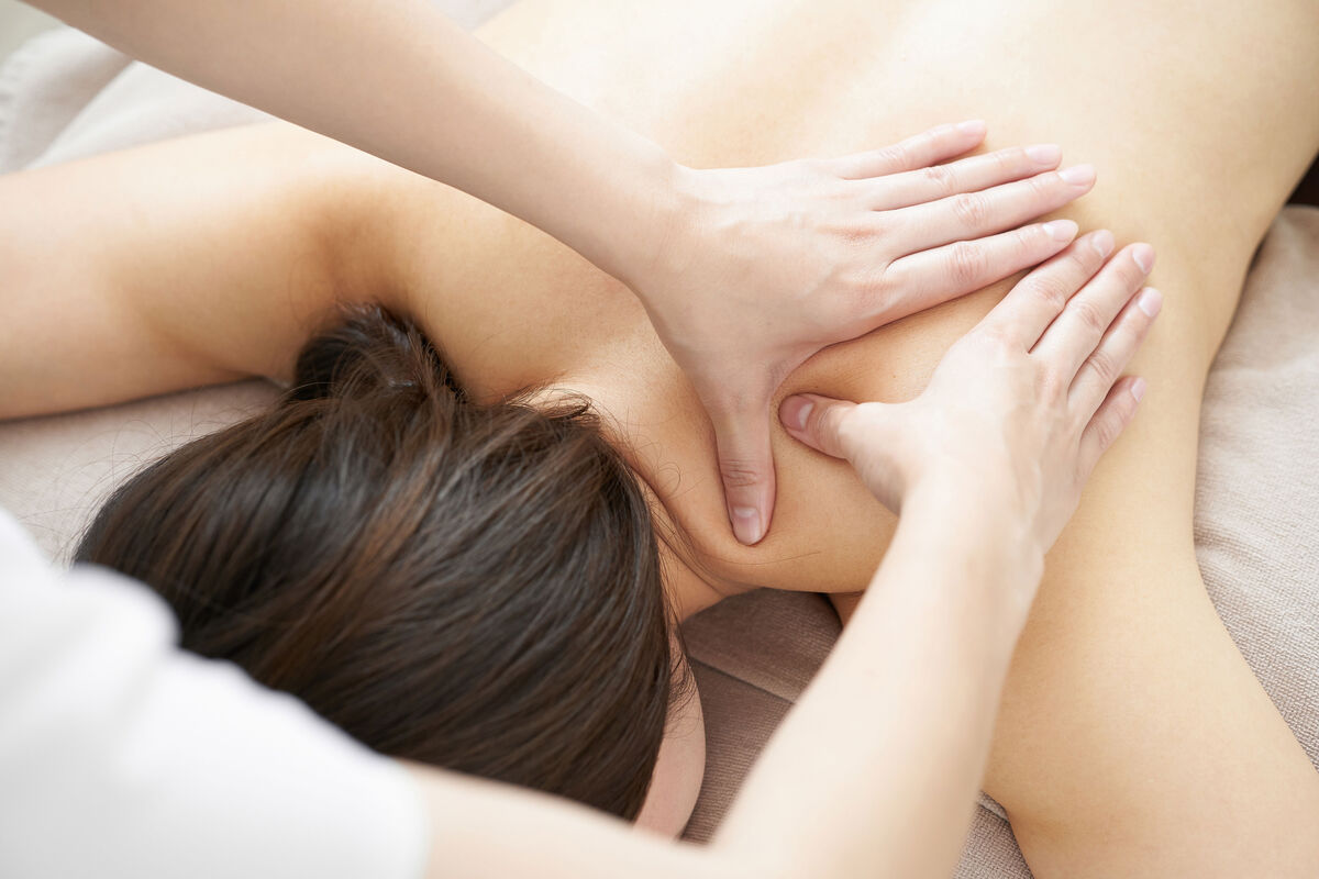 Body contouring and hair removal treatments in Doncaster — lipofirm, waxing, laser at Evolve Beauty
